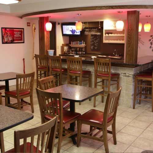Boarders Inn And Suites By Cobblestone Hotels - Fayette Экстерьер фото